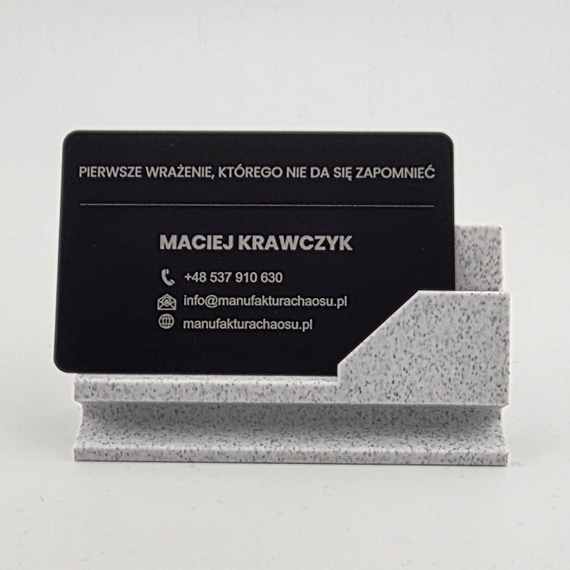Gadżety reklamowe Łowicz - personalizowane wizytówki i breloki NFC